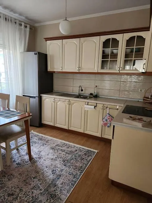 Cosy, Centrally-Located Flat Tirana Apartment